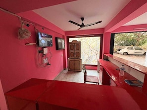 House | Reception - Hotel O Adamas University Barasat (Barasat)