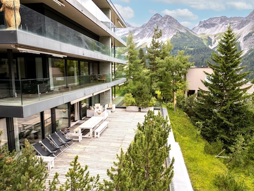 Eden 2 by Arosa Holiday Appartement/Fewo, Bad, WC, 6-Bettwohnung by Interhome