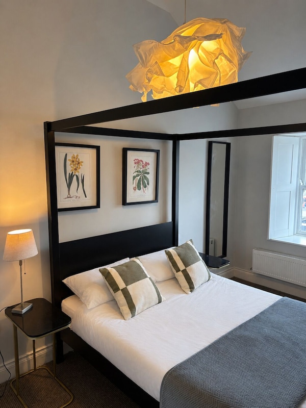 St Helen's Street Town House - Galway