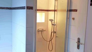 Dusche, Haartrockner