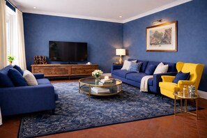 Living area - Beautiful Best Central Luxury Apartment with AC at the Duomo (Firenze)
