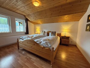 Bedroom - Schwarzsee 3 by Arosa Holiday Appartement/Fewo,   Schwarzsee 3 by Interhome (Arosa)