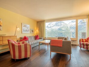 Living area - Casa Linda 8 by Arosa Holiday Appartement/Fewo,  , 7-Bettwohnung Linda 8 by Interhome (Arosa)