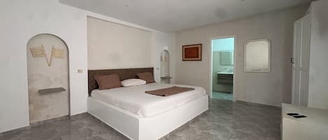 Habitación básica | Wifi gratis y ropa de cama