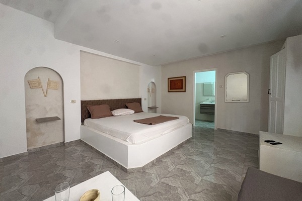 Basic Room | WiFi (free), bed sheets