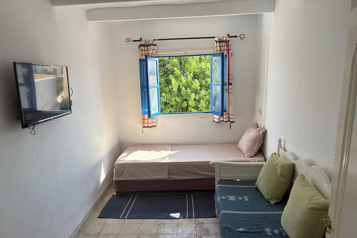 Dormitorio compartido | Wifi gratis y ropa de cama 