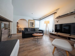Living area - Residence Eden C by Arosa Vacations Appartement/Fewo, Dusche, WC, 1 Schlafraum by Interhome (Arosa)