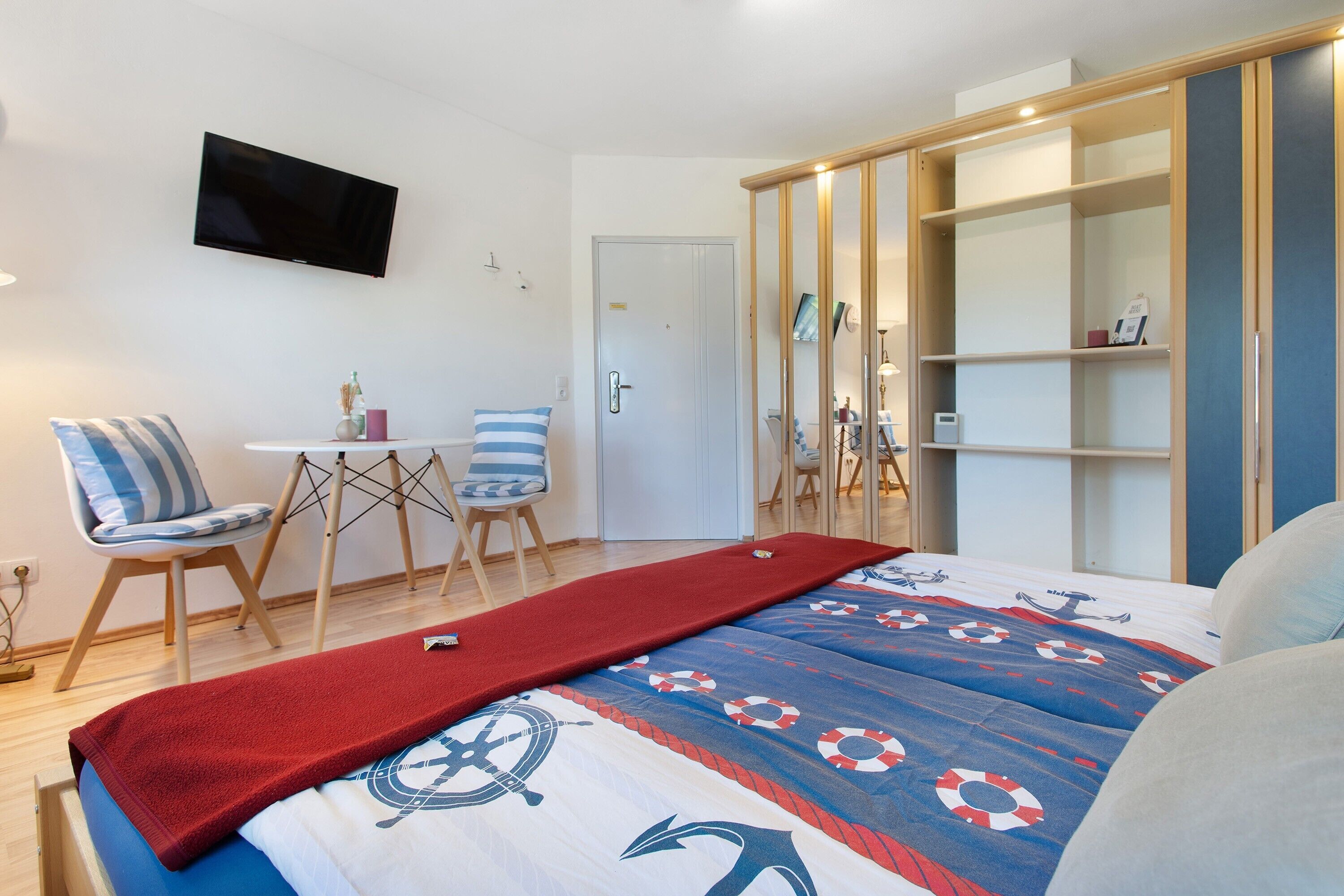 1 bedroom, WiFi, bed sheets