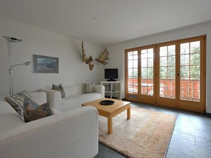 Living area - Chesa Igna Appartement/Fewo, Bad, WC, 4-Bettwohnung by Interhome (Arosa)