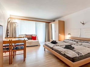1 Schlafzimmer, Internetzugang