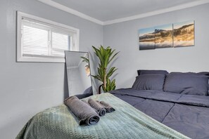 Iron/ironing board, WiFi, bed sheets - Cozy Pet-Friendly Buffalo Home Near Broadway Market | Sleeps 6 (Buffalo)