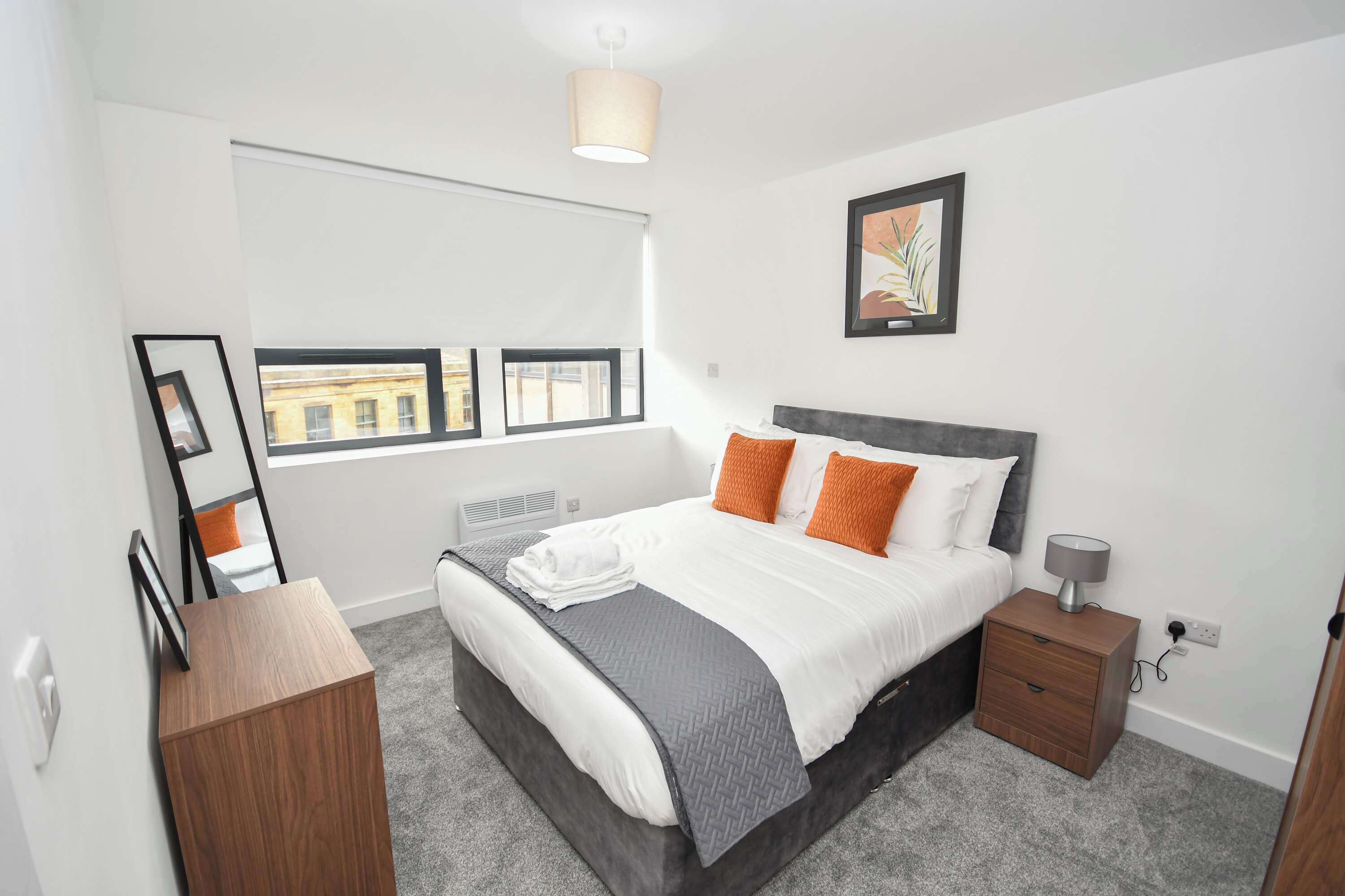 1 bedroom, desk, iron/ironing board, WiFi