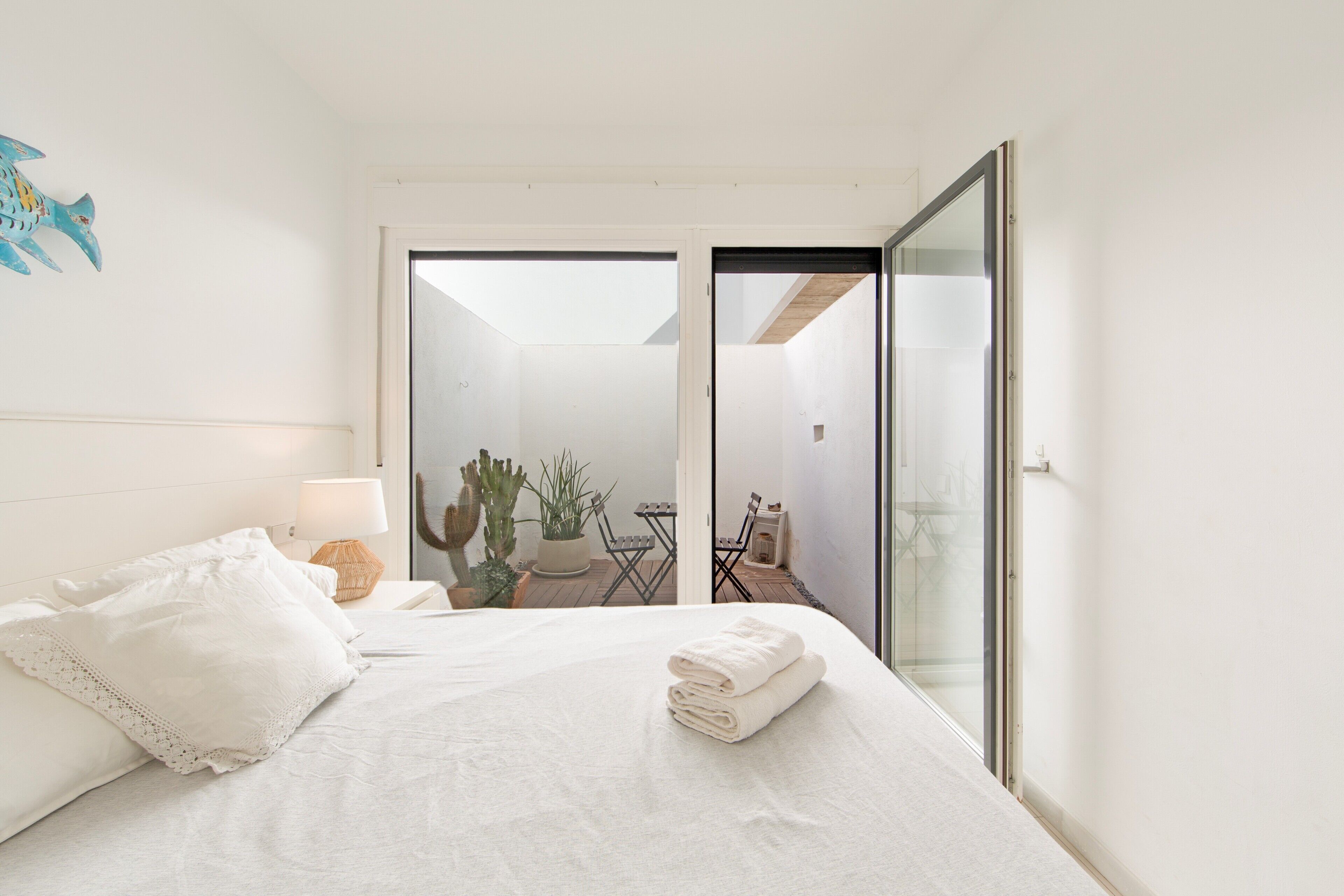 2 dormitorios, tabla de planchar con plancha, wifi y ropa de cama