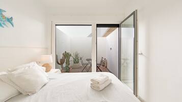2 dormitorios, tabla de planchar con plancha, wifi y ropa de cama