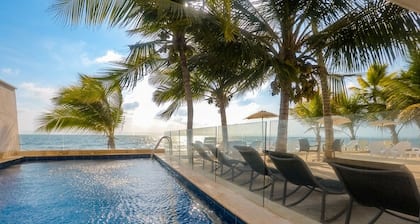 CASA DANAE By HOTEL RILUX