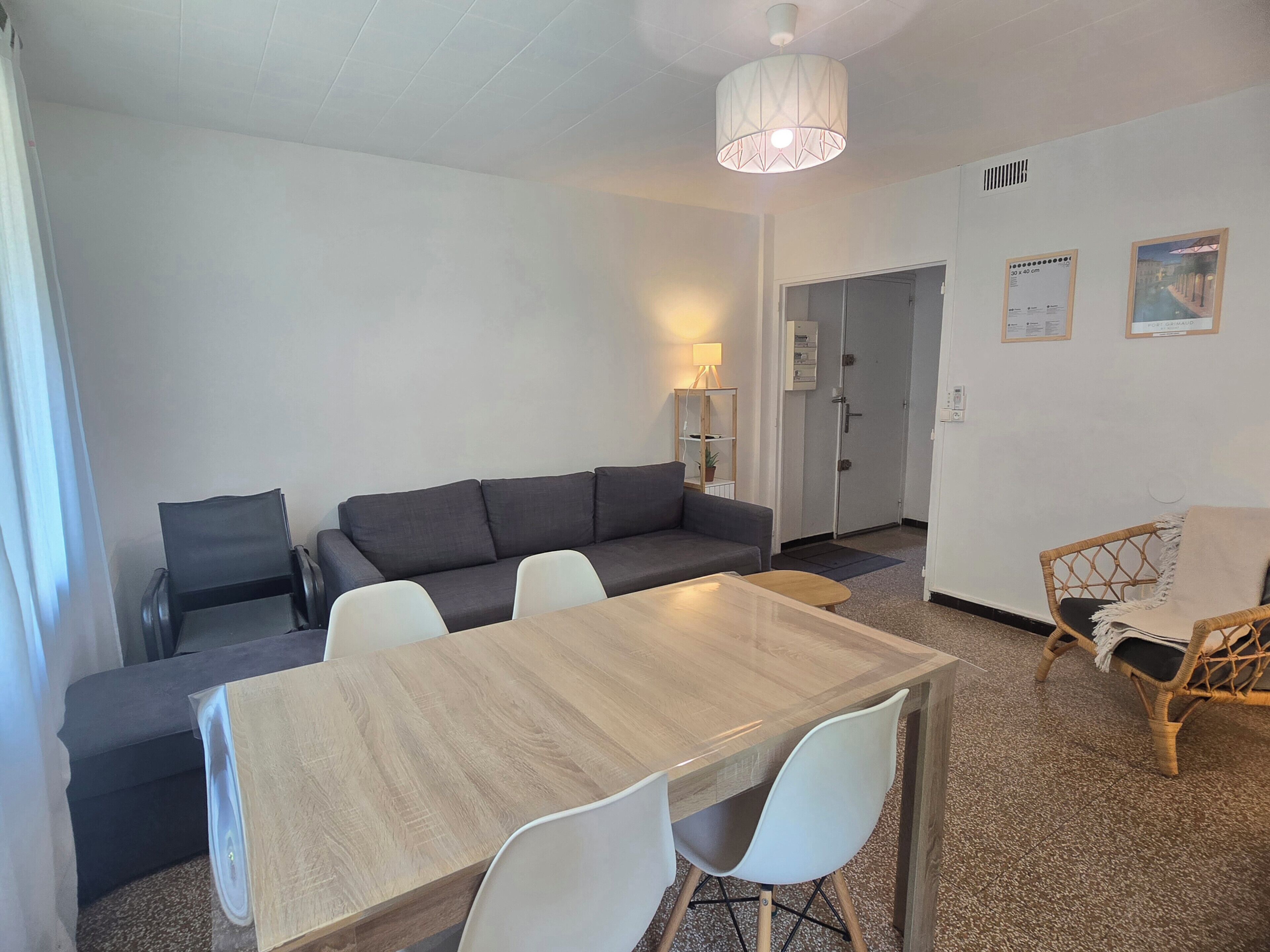 Appartement à Fréjus Proche Plage Avec Balcon - Fréjus