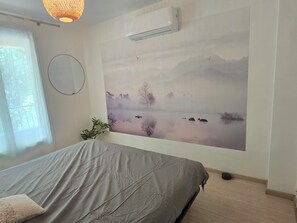 Iron/ironing board, WiFi - Apartment in Fréjus near the beach with balcony (Fréjus)