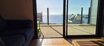 3-room apartment, 63 m², with a 20 m² balcony-terrace. A breathtaking view of the sea.