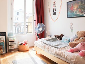 Room - Cosy apartment - near Place de la Nation (Paris)