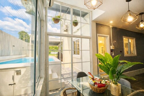 Baan Hug Ubon – Cozy Private Pool House with Free Private Parking, Pets Welcome