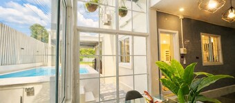 Baan Hug Ubon – Cozy Private Pool House with Free Private Parking, Pets Welcome