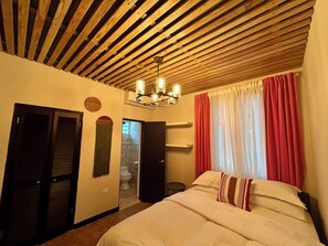 4 camere, ferro/asse da stiro, Wi-Fi gratuito, lenzuola