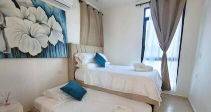 Jardín del Mar, House 54—Extremely convenient, just 70 steps from the Caribbean Sea.