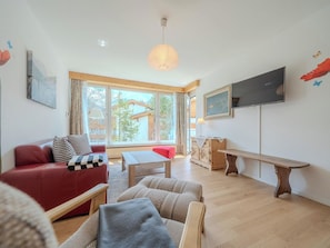 Living area - Viktoria A22 by Arosa Vacations Appartement/Fewo, Dusche und Badewanne, 3 Schlaf by Interhome (Arosa)