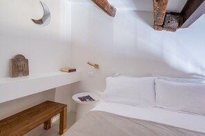 Iron/ironing board - Casa Magnoli by MMega Homes and Villas (Florence)