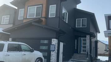 Room, 2 Bedrooms | Exterior