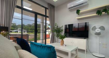 Ubon Hideaway – Private Villa, Just a Short Walk to the Lake, Pets Welcome