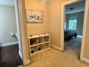 3 Schlafzimmer, Reisekinderbett, kostenloses WLAN, Bettwäsche