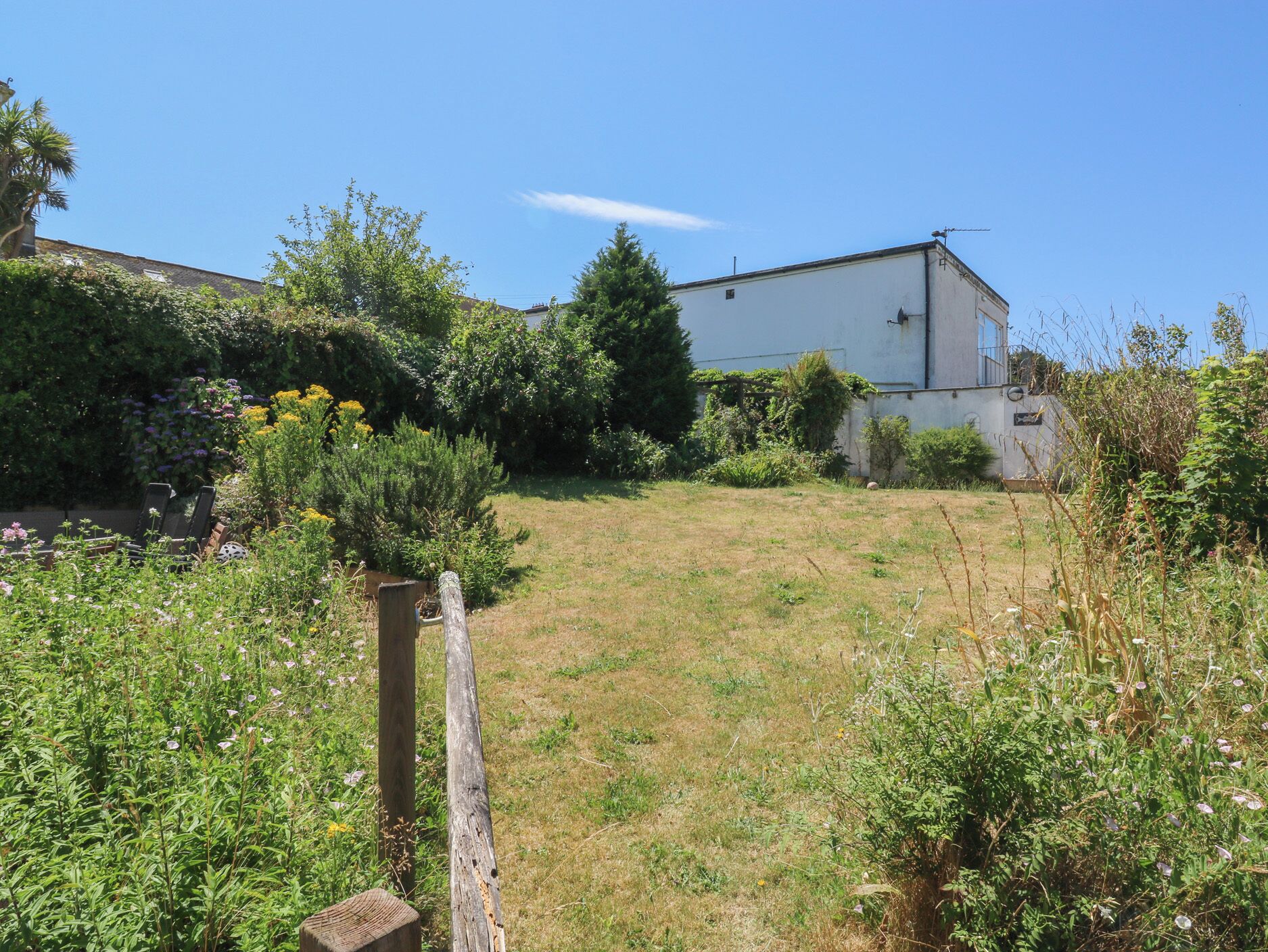 Cottage | Property grounds