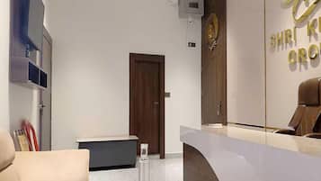 Rumah | Resepsionis