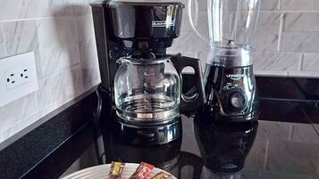 Kaffe og/eller kaffemaskin