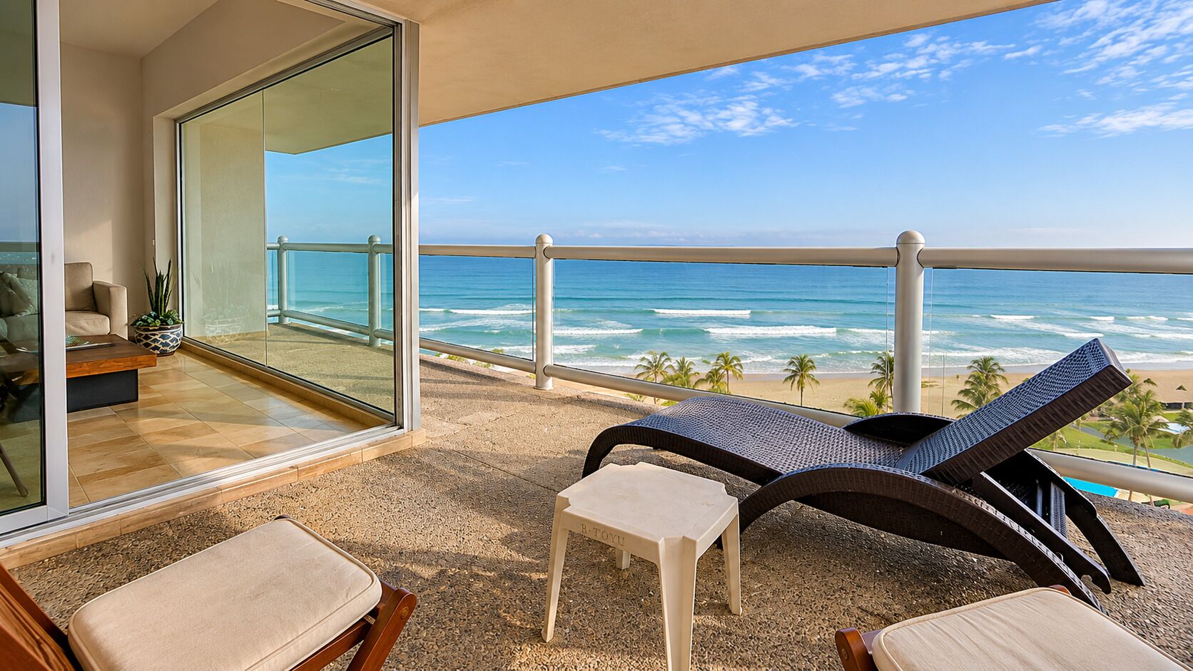 Deluxe Apartment, Balcony, Beach View | Terrace/patio