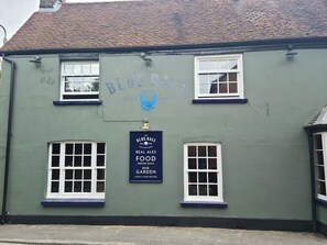 Exterior - Charming Kintbury Cottage (Kintbury)