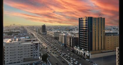 Premium Suite Stay in Heart of Jeddah