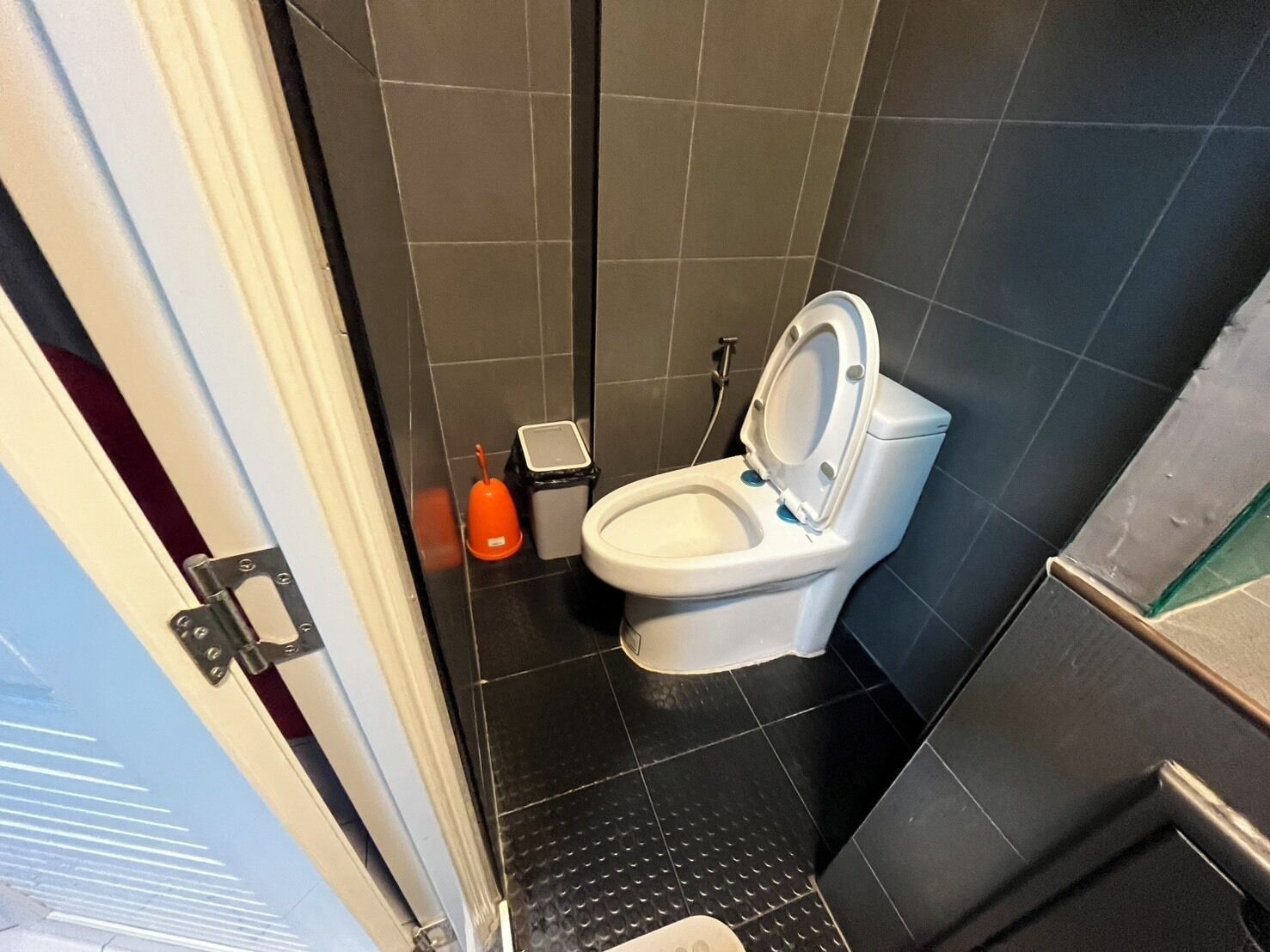 Room, 1 King Bed, Beach View | Bathroom | Shower, hair dryer, towels, soap