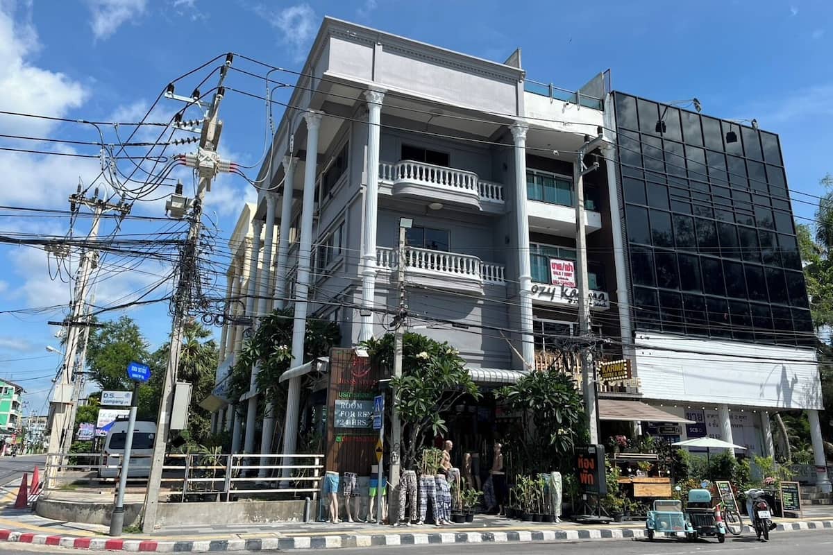 Bàn, truy cập Internet không dây miễn phí