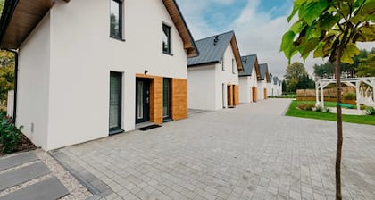 Large Holiday Home, Sauna, Jacuzzi