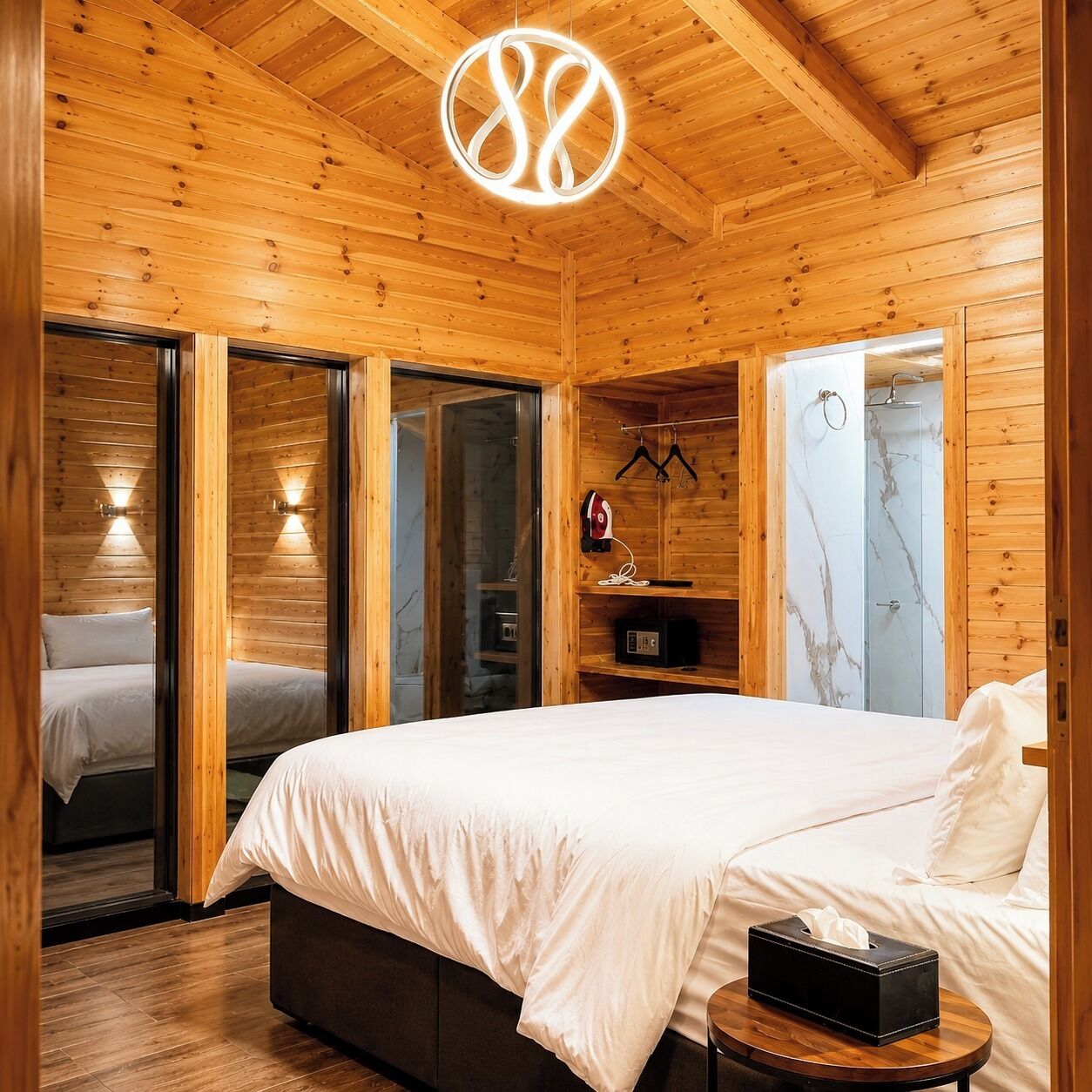 WiFi, bed sheets