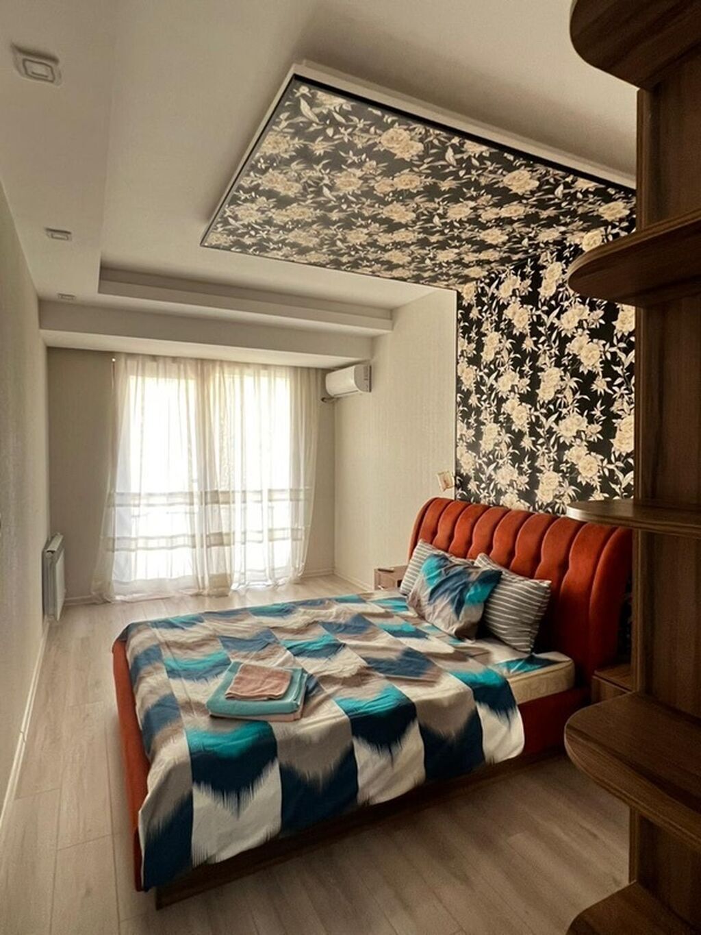 Apartamento familiar, balcón, vistas a la ciudad | Caja fuerte, escritorio, espacio para trabajar con un portátil
