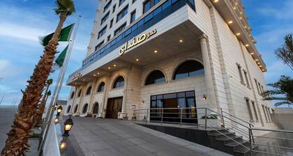 Deluxe King Escape in Heart of Jeddah