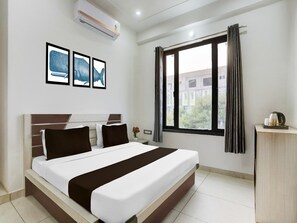 1 bedroom - Super Townhouse Khatu Shyamji (Danta Ramgarh)