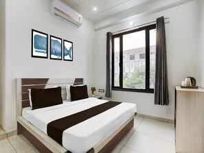 1 bedroom - Super Townhouse Khatu Shyamji (Danta Ramgarh)