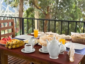 Outdoor dining - Senu Ceylon Ella (Ella)