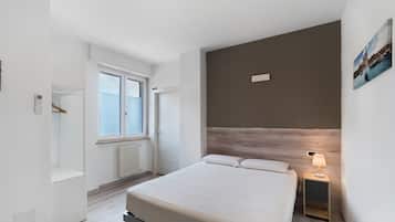 WiFi, bed sheets