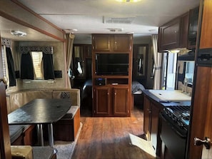 Bed sheets - Peaceful Retreat Near Lake Koocanusa, Boat Parking, Outdoor Kitchen, Fire Pit (Rexford)