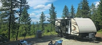 Camper on 1.5 acre Lot in Rexford, Boat Parking, Outdoor Kitchen, Fire Pit
